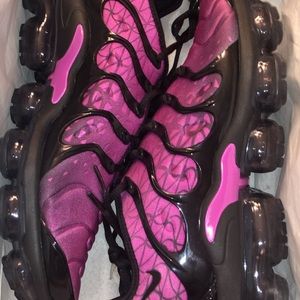 nike air vapormax plus geometric